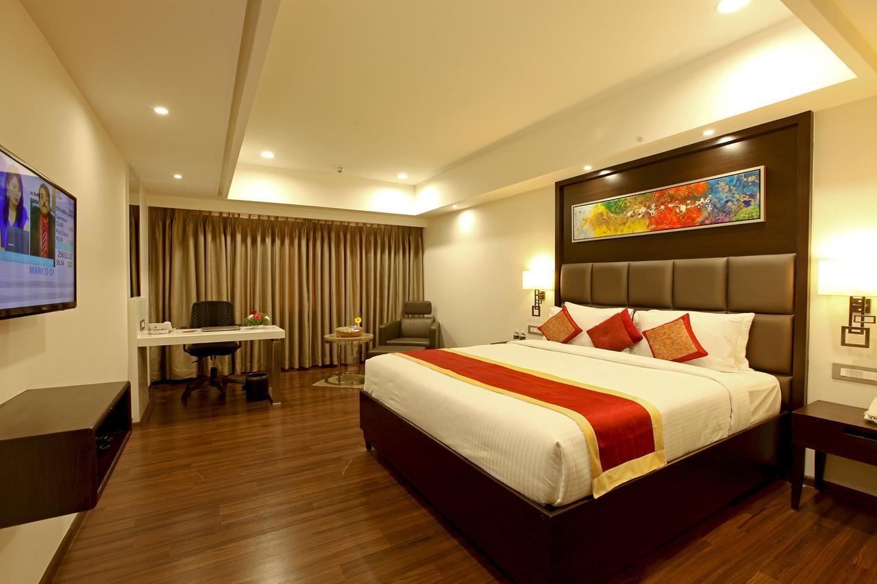 Goutham Grand Hotel Tenāli Quarto foto